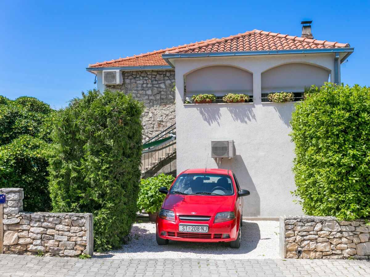 Apartment One bedroom apartment with terrace Mirca, Brač A-729-a - Outdoor photo 2
