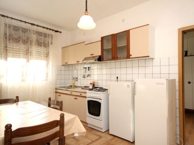 Apartment Two bedroom apartment with terrace Ugljan A-830-a - Outdoor photo 12