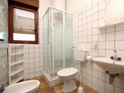 Apartment Two bedroom apartment with terrace Ugljan A-830-a - Outdoor photo 18