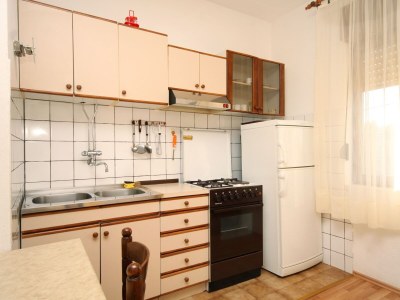 Apartment Two bedroom apartment with terrace Ugljan A-830-b - Outdoor photo 13