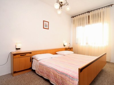 Apartment Two bedroom apartment with terrace Ugljan A-830-b - Outdoor photo 16