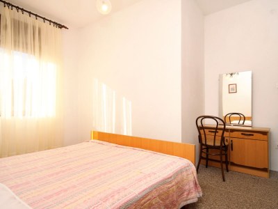 Apartment Two bedroom apartment with terrace Ugljan A-830-b - Outdoor photo 17