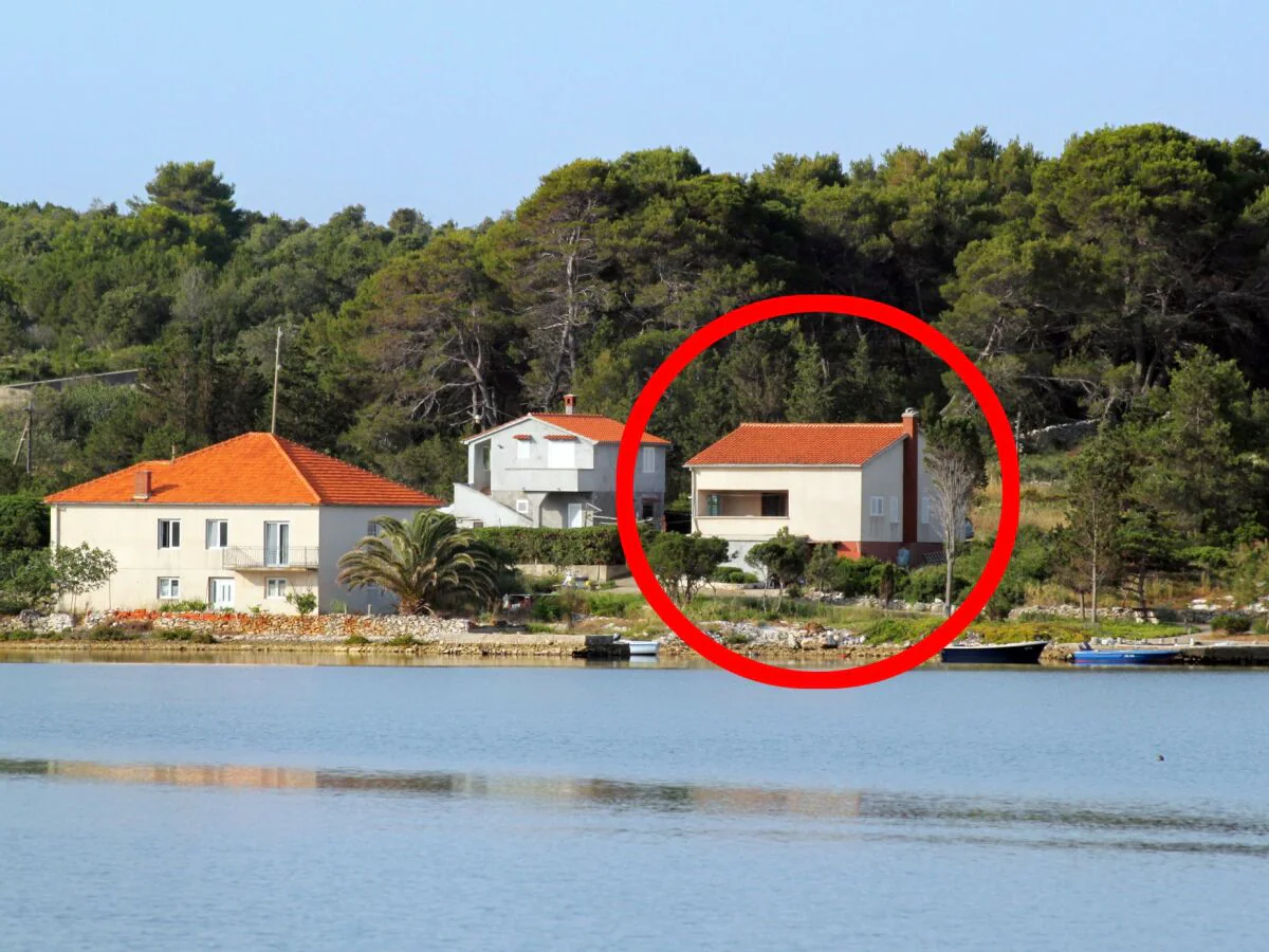 Holiday house Three bedroom house near beach Veli Rat, Dugi otok K-875