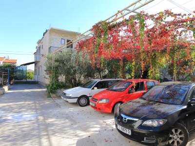 Apartment Three bedroom apartment with terrace Slatine, Čiovo A-2566-a - Outdoor photo 14