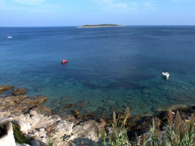 Apartment Two bedroom apartment near beach Milna, Vis A-3036-b - Outdoor photo 7