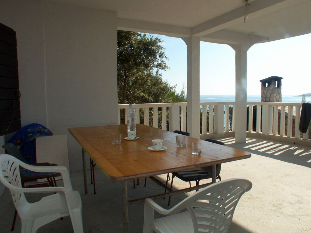 Apartment Two bedroom apartment near beach Milna, Vis A-3036-c