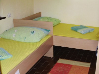 Apartment Two bedroom apartment near beach Milna, Vis A-3036-c - Outdoor photo 10