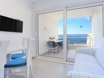 Apartment Two bedroom apartment with terrace and sea view Duće, Omiš A-2737-a - Outdoor photo 24