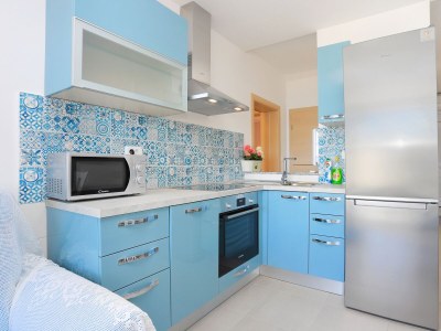 Apartment Two bedroom apartment with terrace and sea view Duće, Omiš A-2737-a - Outdoor photo 27