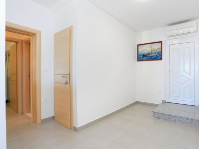 Apartment Two bedroom apartment with terrace and sea view Duće, Omiš A-2737-a - Outdoor photo 35