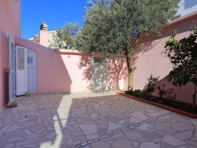 Apartment Two bedroom apartment with terrace and sea view Duće, Omiš A-2737-a - Outdoor photo 41