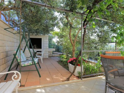 Apartment One bedroom apartment with terrace and sea view Duće, Omiš A-2737-b - Outdoor photo 9