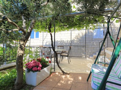 Apartment One bedroom apartment with terrace and sea view Duće, Omiš A-2737-b - Outdoor photo 11