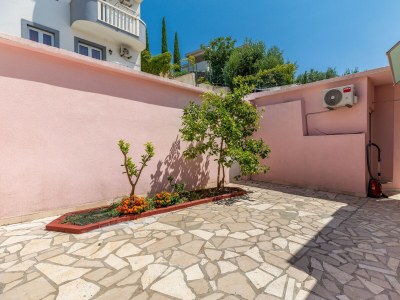 Apartment One bedroom apartment with terrace and sea view Duće, Omiš A-2737-b - Outdoor photo 16