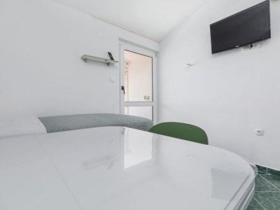 Apartment One bedroom apartment with terrace and sea view Duće, Omiš A-2737-b - Outdoor photo 24