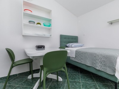 Apartment One bedroom apartment with terrace and sea view Duće, Omiš A-2737-b - Outdoor photo 25