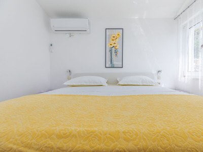 Apartment One bedroom apartment with terrace and sea view Duće, Omiš A-2737-b - Outdoor photo 29