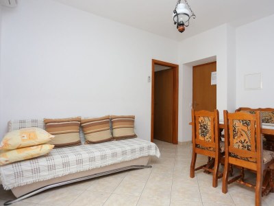 Apartment One bedroom apartment with terrace and sea view Stanići, Omiš A-2818-b - Outdoor photo 13