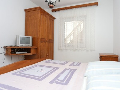 Apartment One bedroom apartment with terrace and sea view Stanići, Omiš A-2818-b - Outdoor photo 17