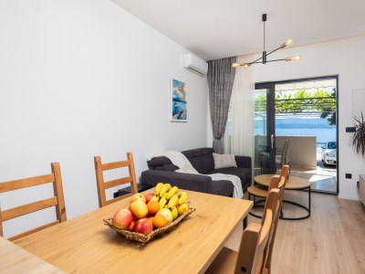 Apartment One bedroom apartment with air-conditioning Stanići, Omiš A-2819-a - Outdoor photo 8