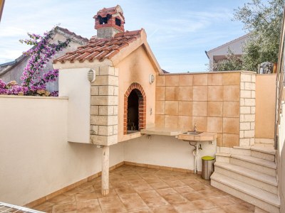 Apartment Two bedroom apartment with balcony and sea view Rogoznica A-2895-b - Outdoor photo 8