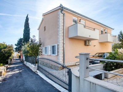 Apartment Two bedroom apartment with balcony and sea view Rogoznica A-2895-c - Outdoor photo 3