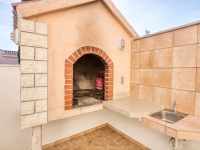 Apartment Two bedroom apartment with balcony and sea view Rogoznica A-2895-c - Outdoor photo 8