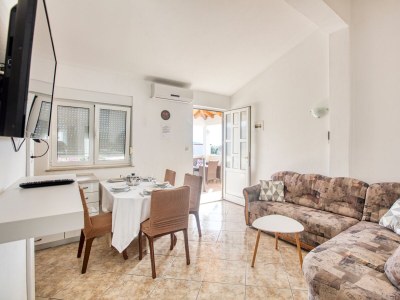 Apartment Two bedroom apartment with balcony and sea view Rogoznica A-2895-c - Outdoor photo 17