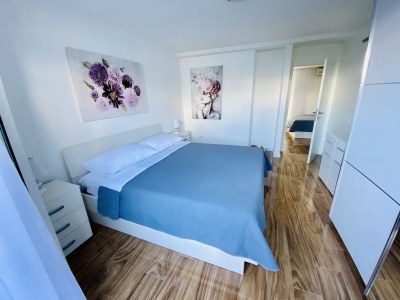 Apartment Two bedroom apartment near beach Postira, Brač A-2928-a - Outdoor photo 11