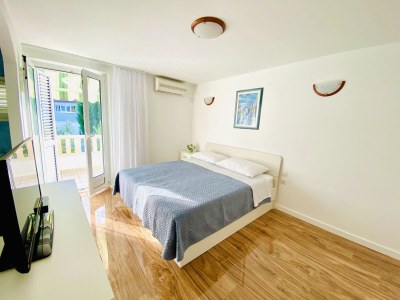 Apartment Two bedroom apartment near beach Postira, Brač A-2928-a - Outdoor photo 16