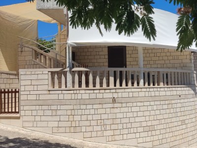 Apartment Two bedroom apartment with terrace and sea view Sumartin, Brač A-2951-a in Sumartin - Apartment