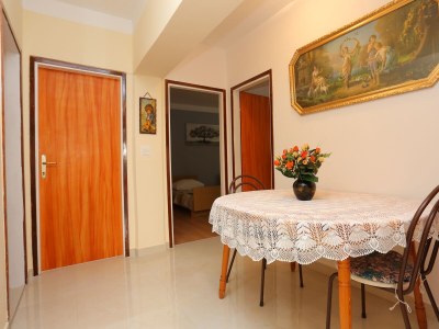 Apartment Four-bedroom apartment with terrace and sea view Nemira, Omiš A-4652-a - Outdoor photo 16