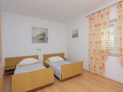 Apartment Four-bedroom apartment with terrace and sea view Nemira, Omiš A-4652-a - Outdoor photo 26