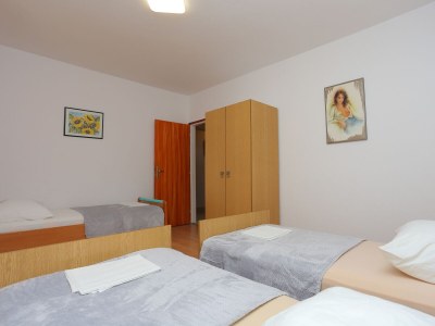 Apartment Four-bedroom apartment with terrace and sea view Nemira, Omiš A-4652-a - Outdoor photo 29