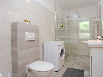 Apartment Four-bedroom apartment with terrace and sea view Nemira, Omiš A-4652-a - Outdoor photo 30