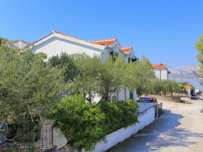 Apartment Two bedroom apartment with terrace and sea view Arbanija, Čiovo A-4320-a - Outdoor photo 6