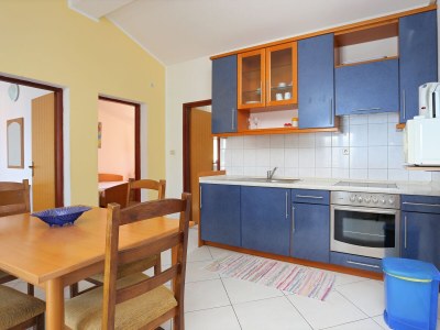 Apartment Two bedroom apartment with terrace and sea view Arbanija, Čiovo A-4320-a - Outdoor photo 16