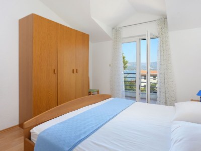 Apartment Two bedroom apartment with terrace and sea view Arbanija, Čiovo A-4320-a - Outdoor photo 19