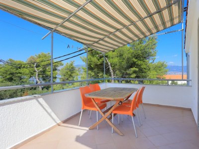 Apartment Two bedroom apartment with terrace and sea view Arbanija, Čiovo A-4320-a - Outdoor photo 28