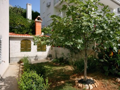 Apartment Three bedroom apartment with balcony and sea view Nemira, Omiš A-4652-c - Outdoor photo 4