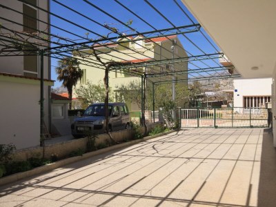 Apartment Three bedroom apartment with balcony and sea view Nemira, Omiš A-4652-c - Outdoor photo 10