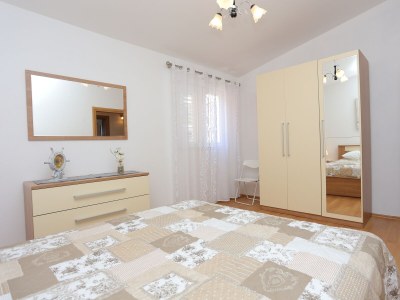 Apartment Three bedroom apartment with balcony and sea view Nemira, Omiš A-4652-c - Outdoor photo 25