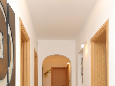 Apartment Three bedroom apartment with balcony and sea view Nemira, Omiš A-4652-c - Outdoor photo 28