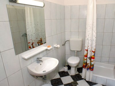 Apartment Two bedroom apartment with terrace Arbanija, Čiovo A-4320-b - Outdoor photo 9