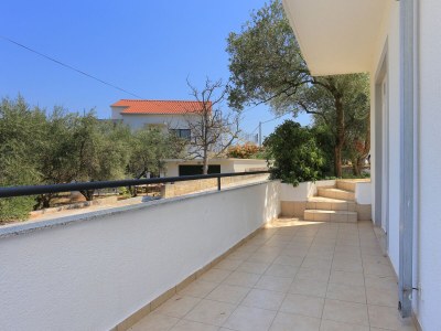 Apartment Two bedroom apartment with terrace Arbanija, Čiovo A-4320-b - Outdoor photo 23