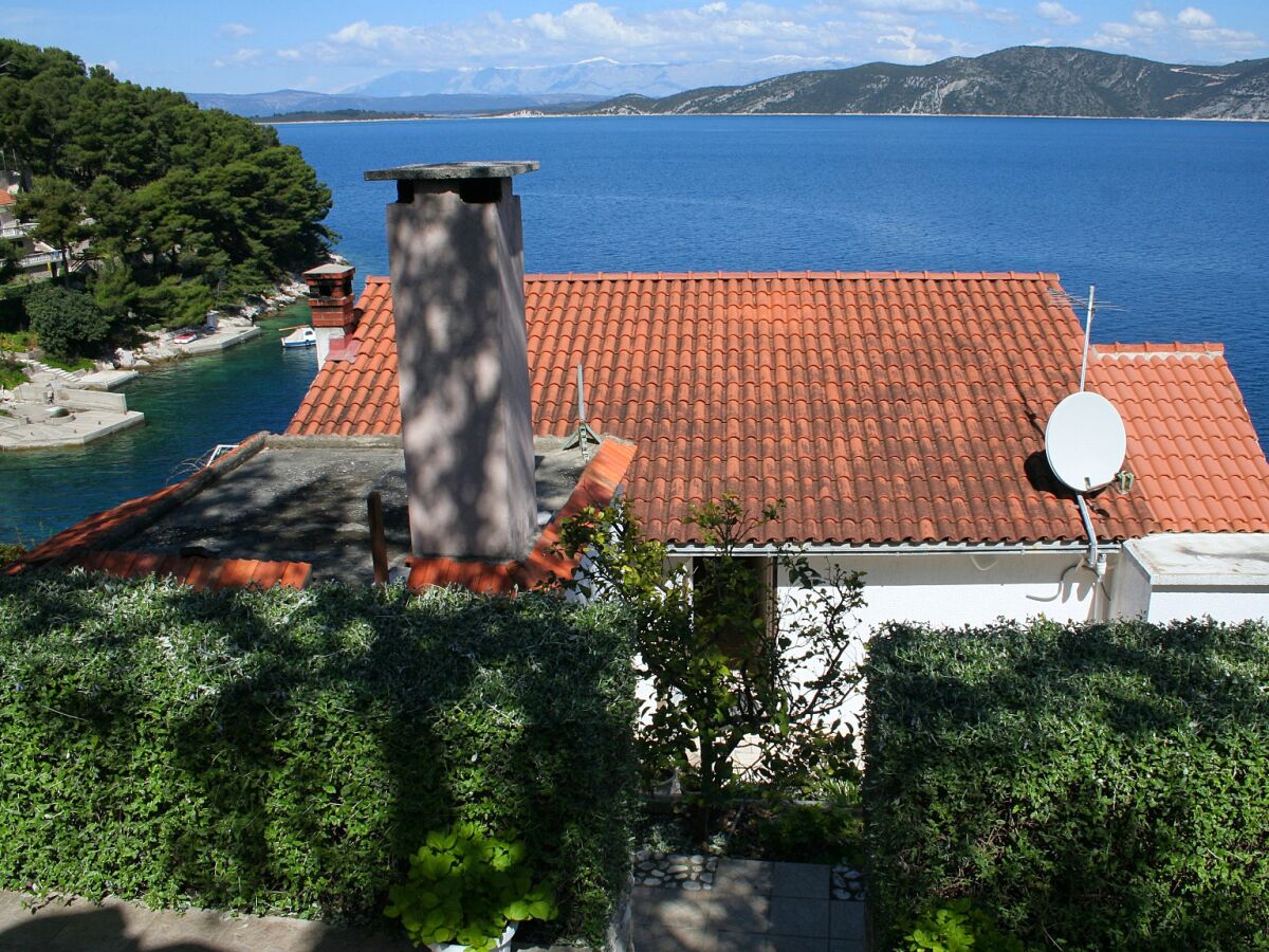 Apartment One bedroom apartment near beach Račišće, Korčula A-4360-a - Outdoor photo 5