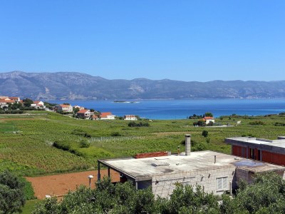Apartment One bedroom apartment with terrace and sea view Lumbarda, Korčula A-4352-b - Outdoor photo 28