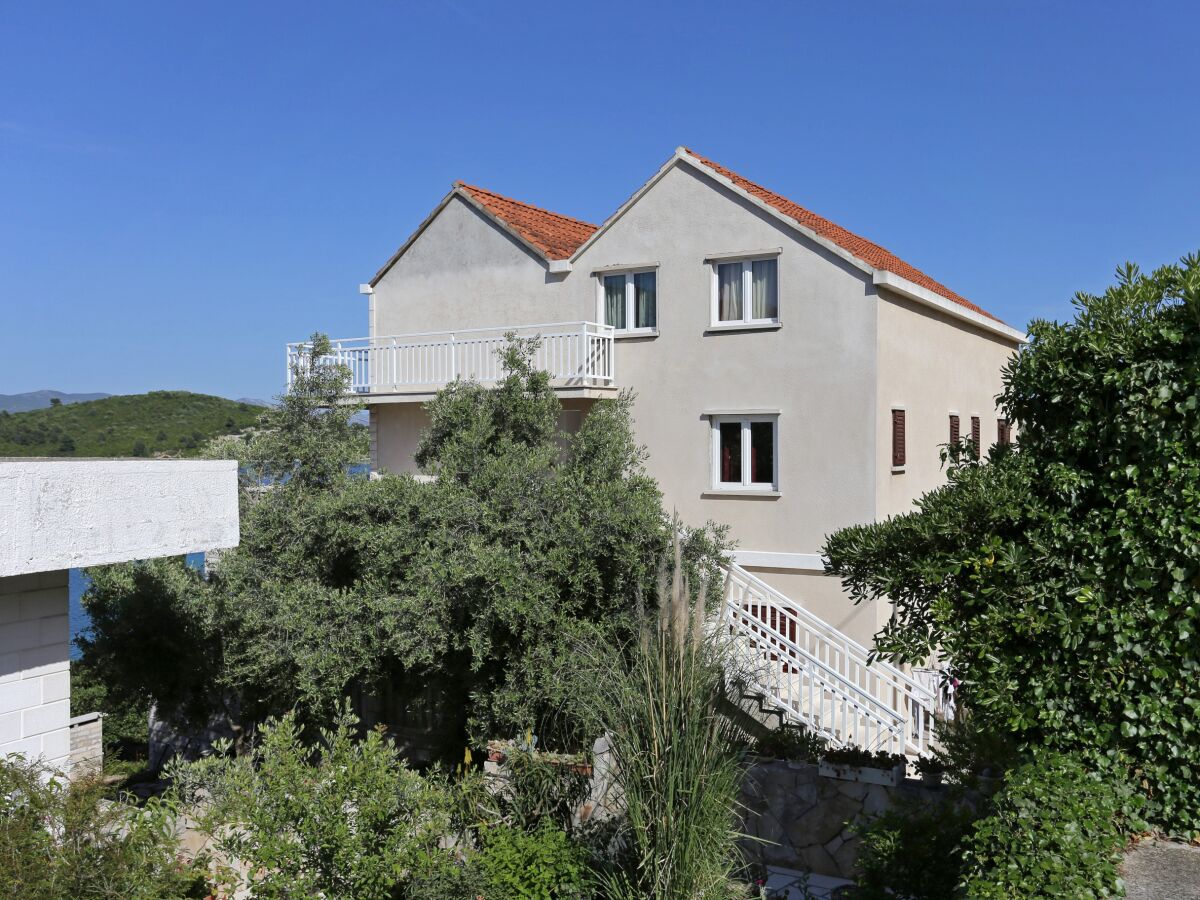 Apartment Three bedroom apartment near beach Korčula A-4407-a - Outdoor photo 5