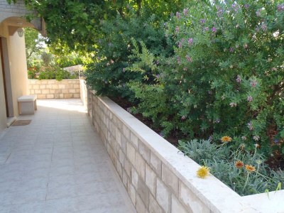 Apartment Three bedroom apartment near beach Korčula A-4407-a - Outdoor photo 8