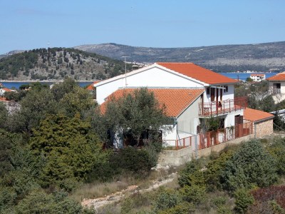 Apartment Studio flat with terrace and sea view Ražanj, Rogoznica AS-4864-a in Rogoznica - Apartment
